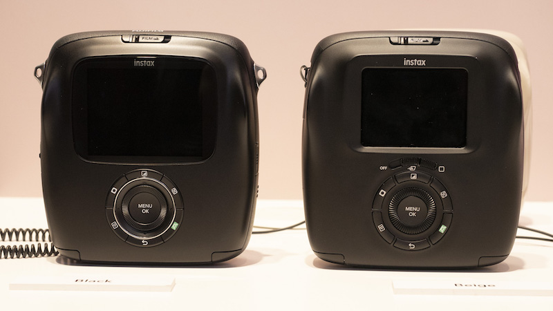 Fujifilm Instax SQ10 vs SQ20 – The 10 Main Differences